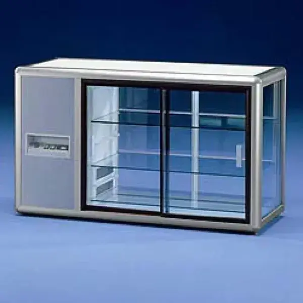 Speciale Aanbieding Positieve uitstalvitrine, 3 glazen zijden